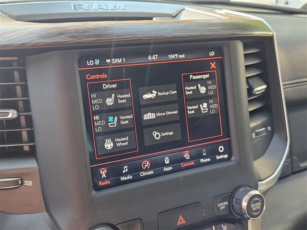 2019 Ram 1500 Laramie photo 25