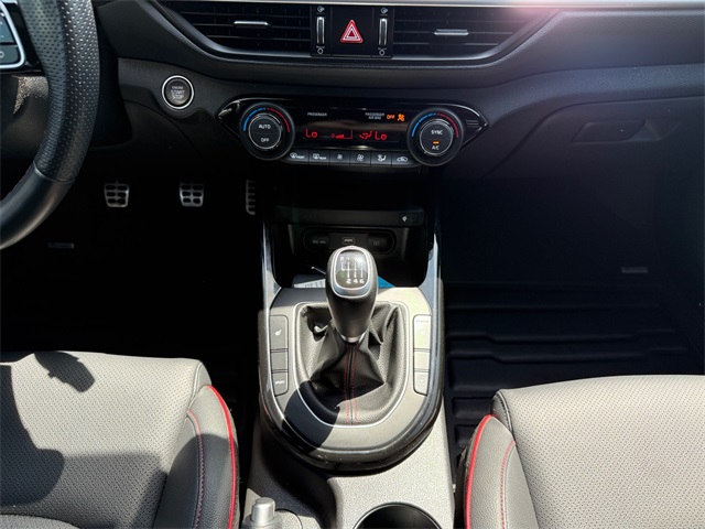 2023 Kia Forte GT photo 11