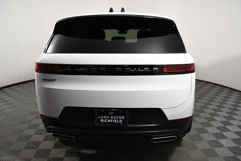 2025 Land Rover Range Rover Sport P360 S photo 5