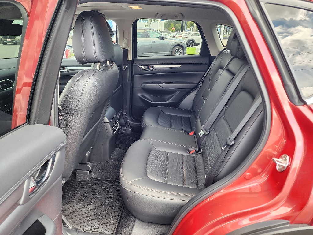 2022 Mazda CX-5 2.5 S Preferred photo 27