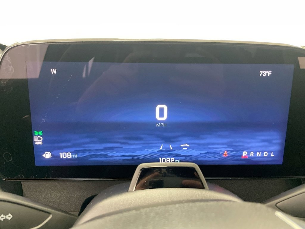 2025 Chevrolet Traverse photo 11