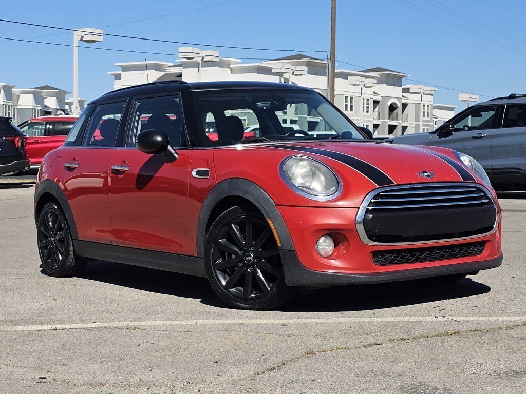 2016 Mini Cooper Hardtop Base photo 2