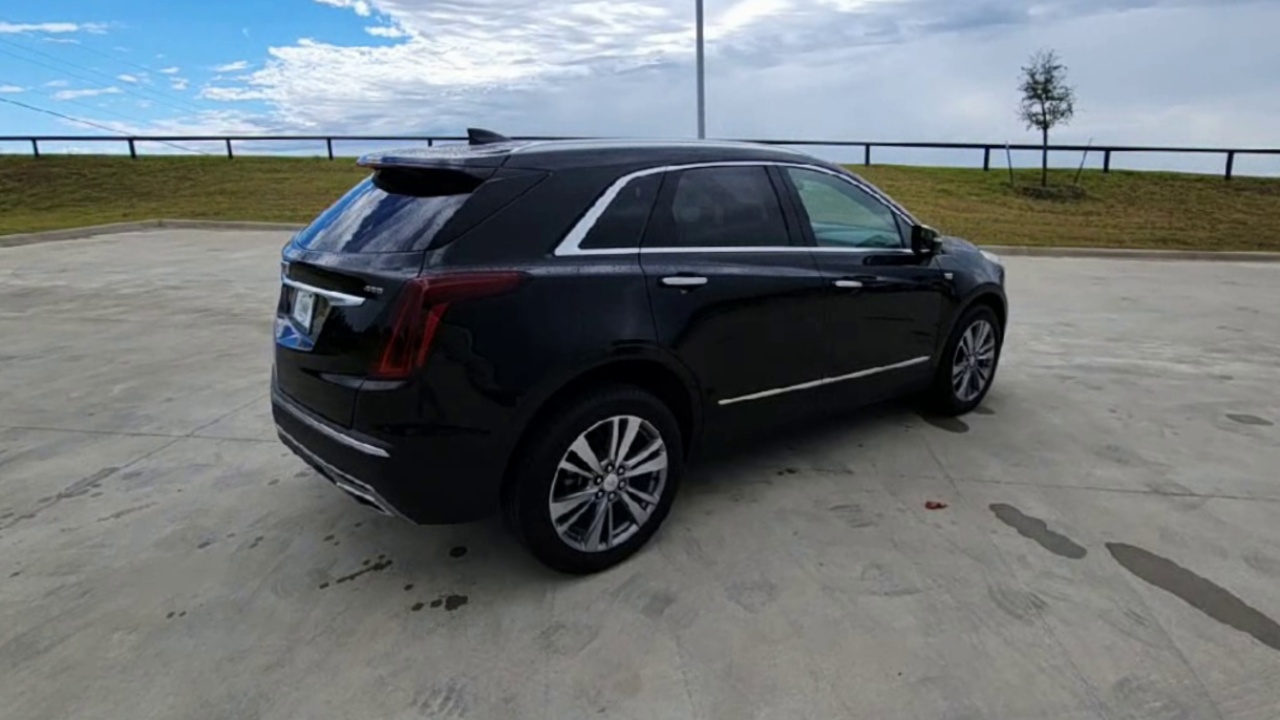 2025 Cadillac XT5 Premium Luxury photo 32