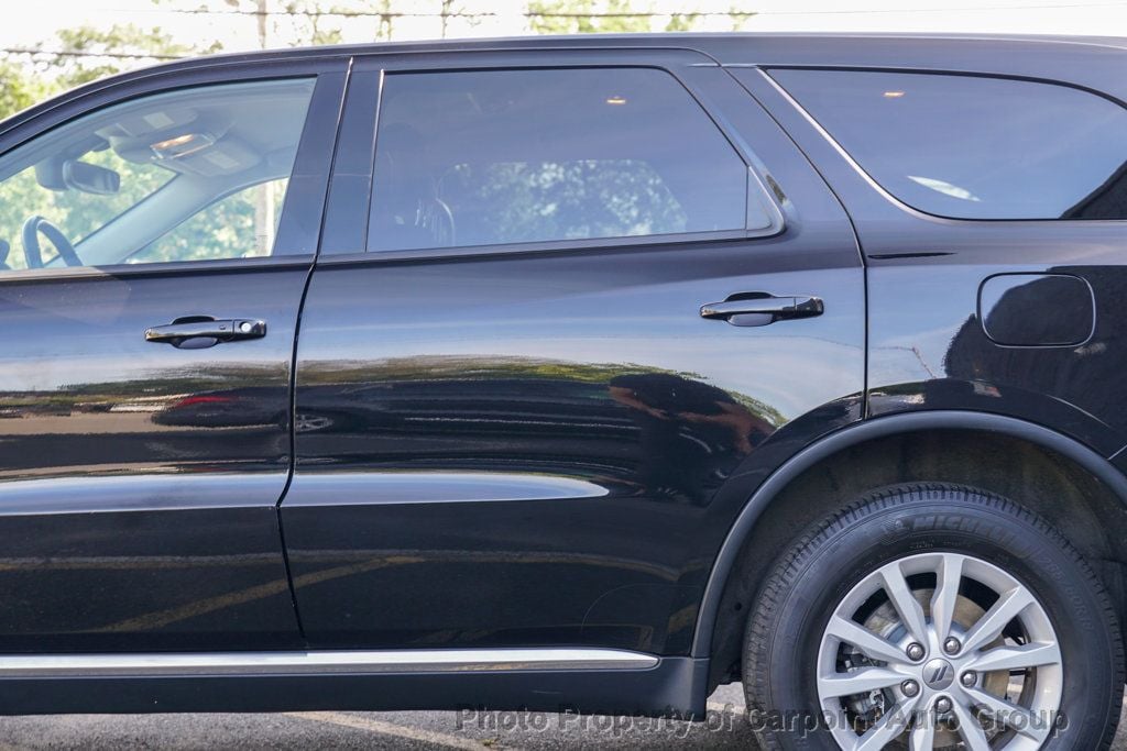 2020 Dodge Durango SXT photo 3