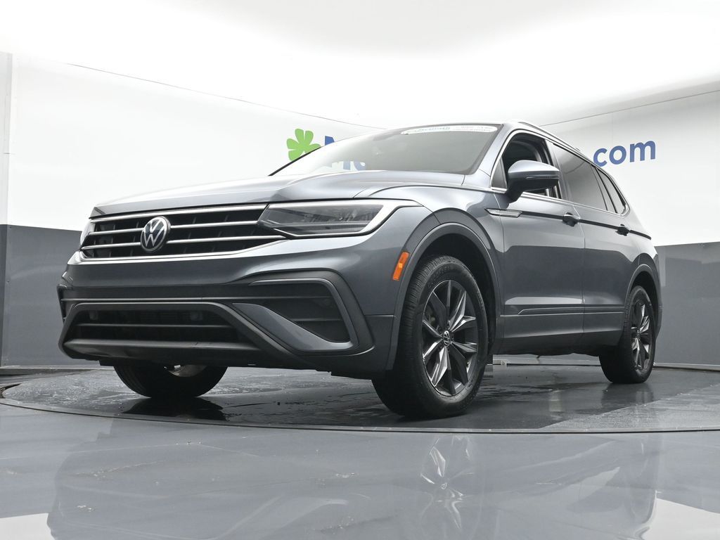 2022 Volkswagen Tiguan SE photo 4