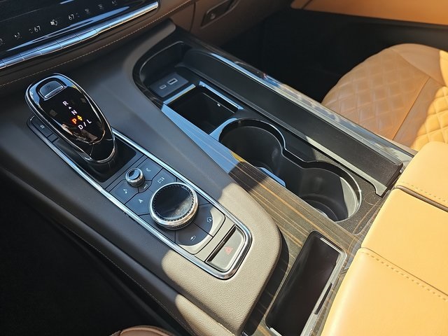2023 Cadillac Escalade Premium Luxury photo 23