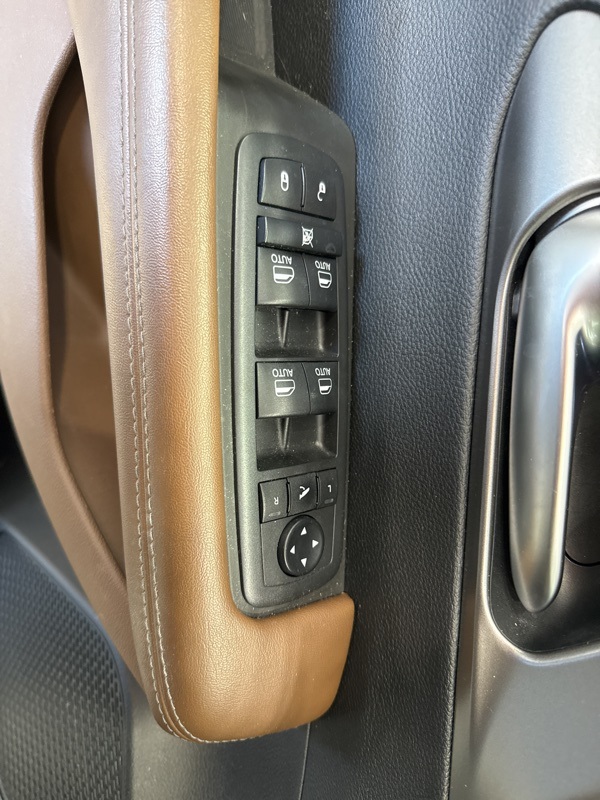 2019 Chrysler Pacifica Limited photo 23