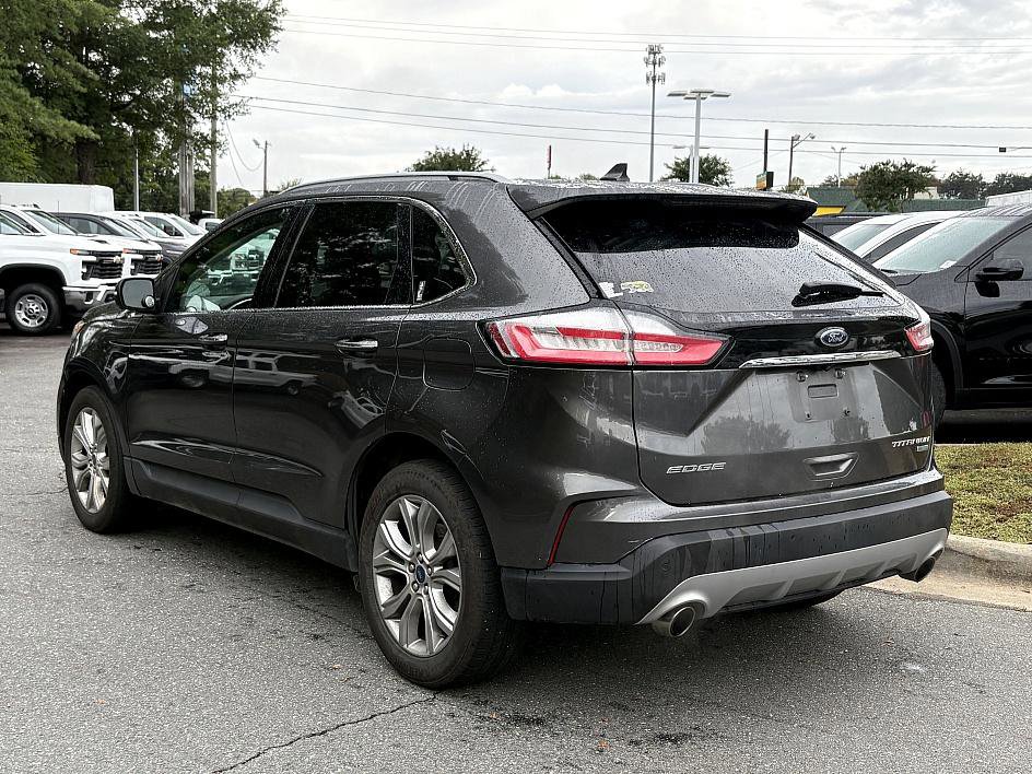 2020 Ford Edge Titanium photo 3