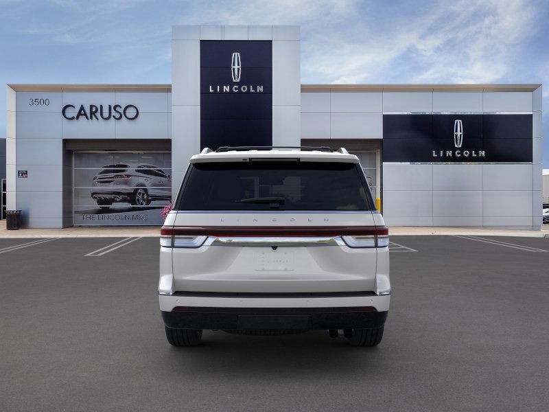 2024 Lincoln Navigator Reserve photo 5