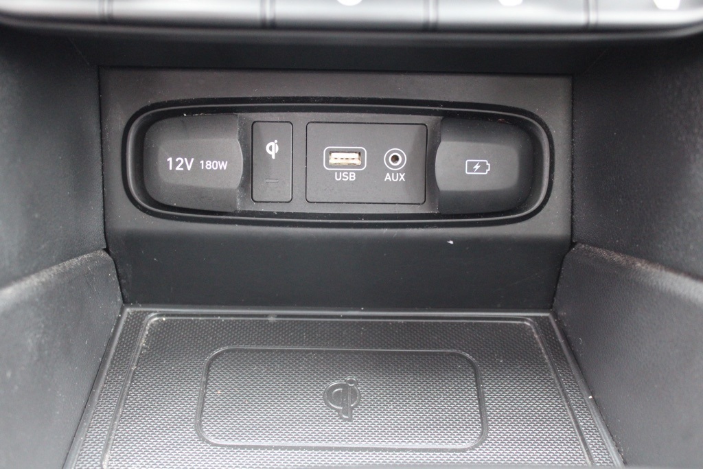 2020 Hyundai Santa Fe Limited 2.0T photo 28