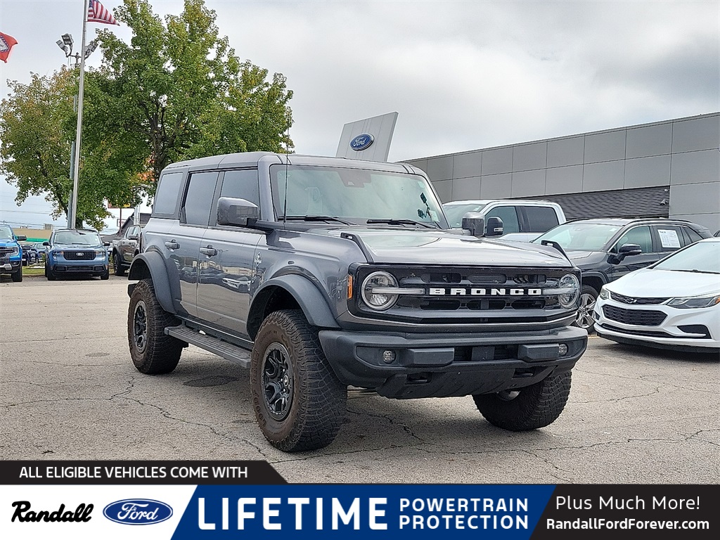 2024 Ford Bronco 4-Door Outer Banks's photo