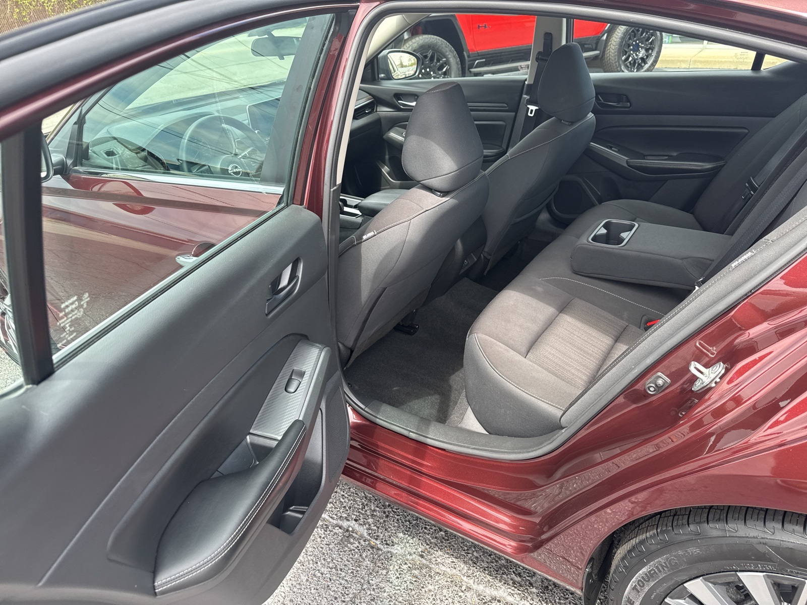 2024 Nissan Altima 2.5 SV photo 16