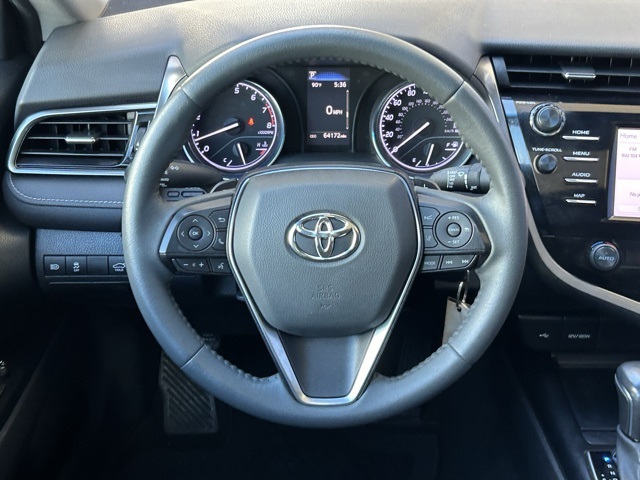 2020 Toyota Camry SE photo 14