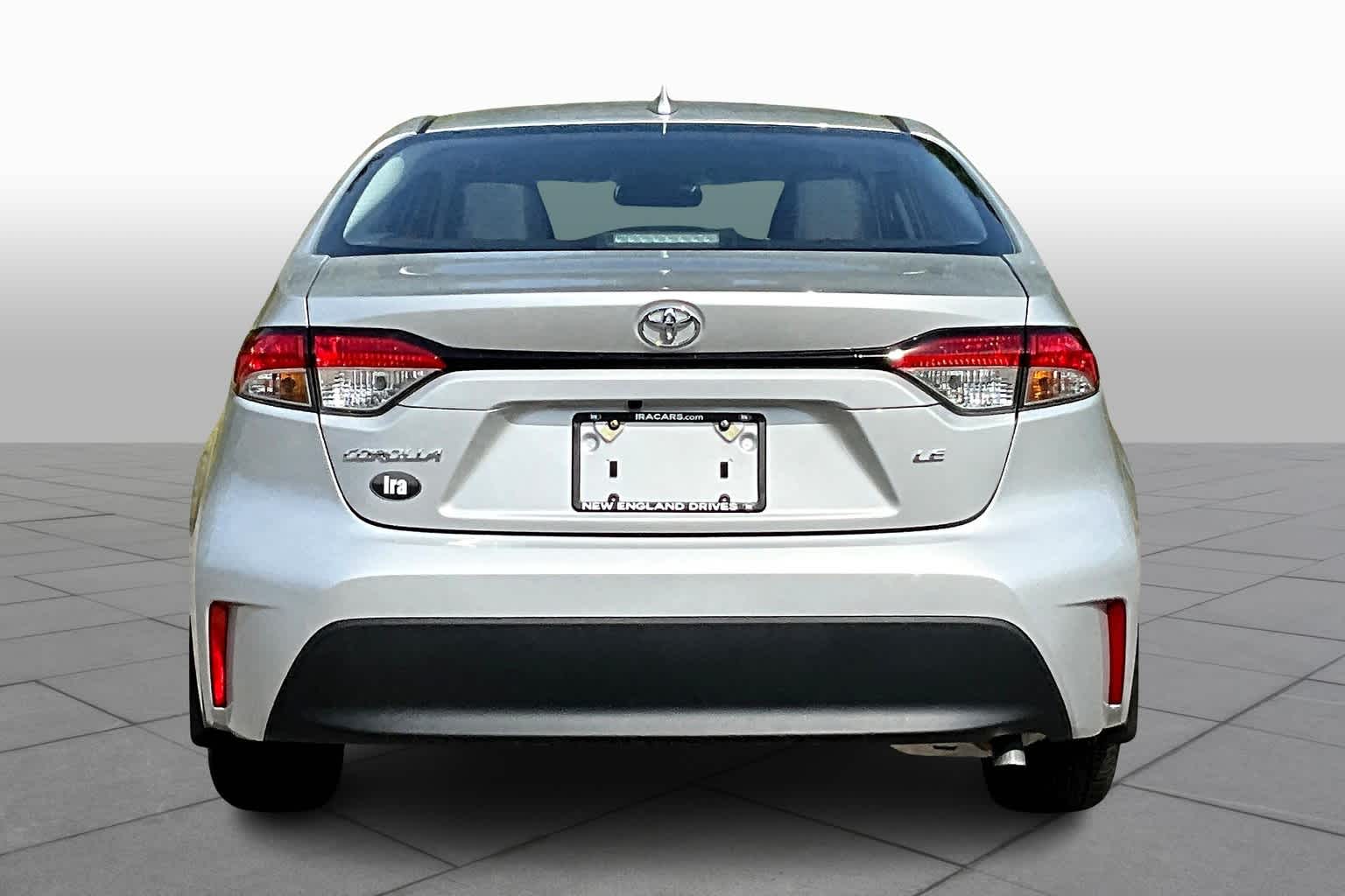 2024 Toyota Corolla LE photo 4