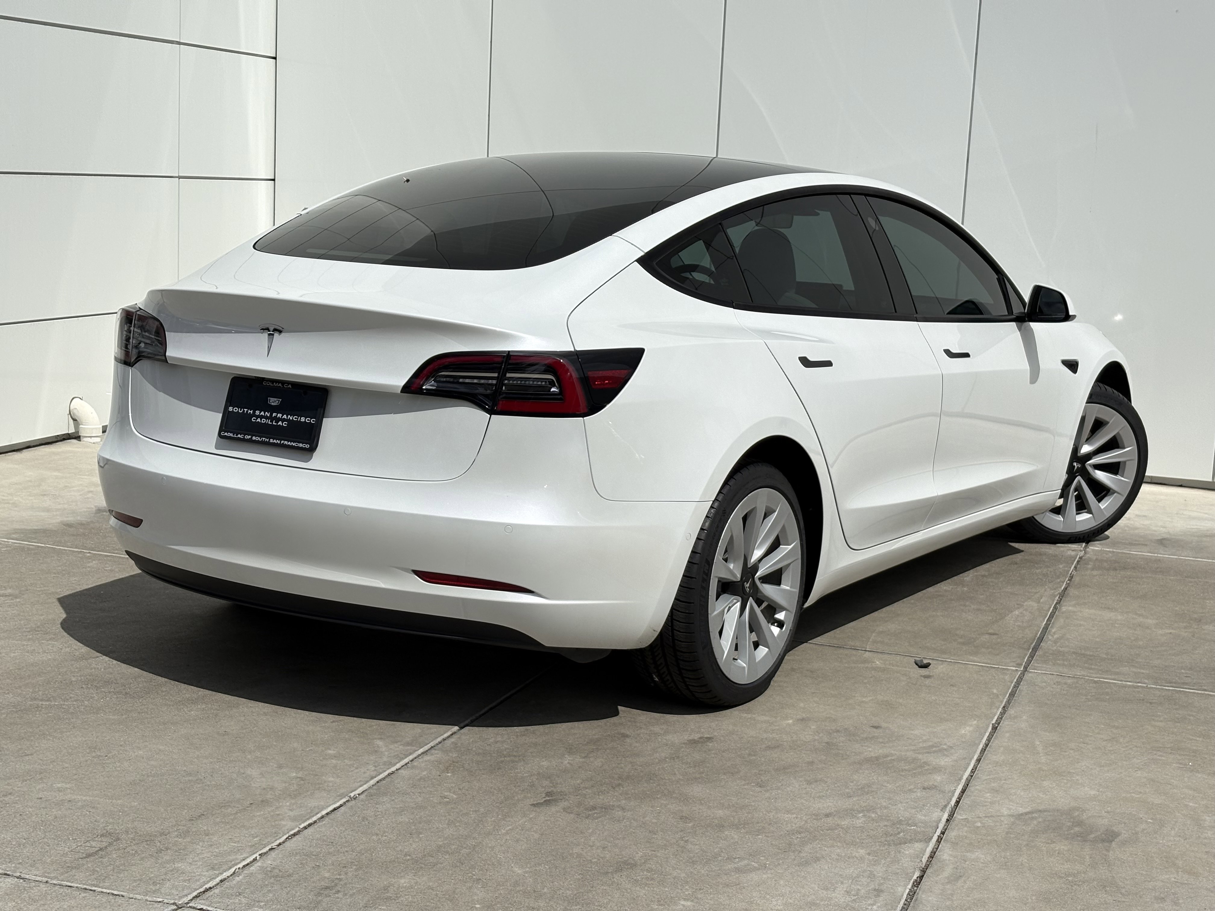 2021 Tesla Model 3 Standard Range Plus photo 7