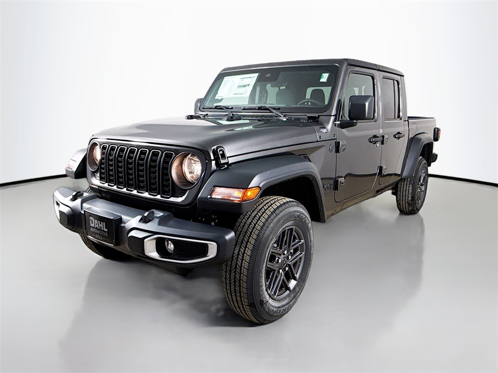 2025 Jeep Gladiator Sport S photo 3