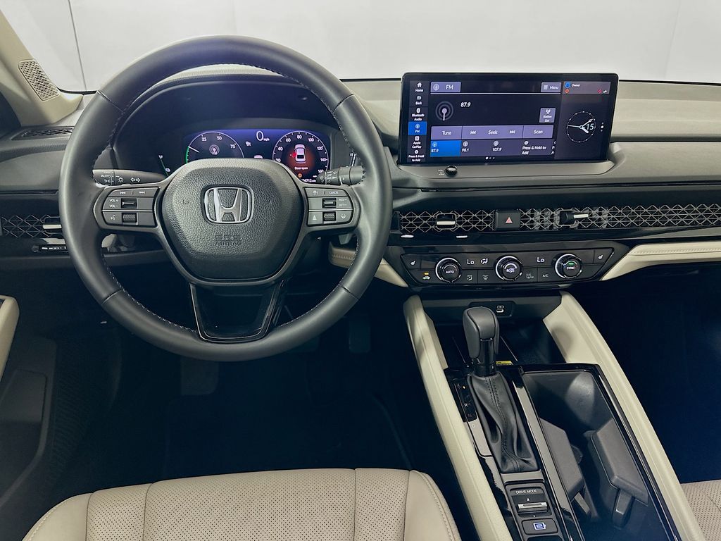 2025 Honda Accord Hybrid EX-L photo 19