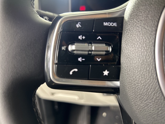 2025 Kia Sorento S photo 22