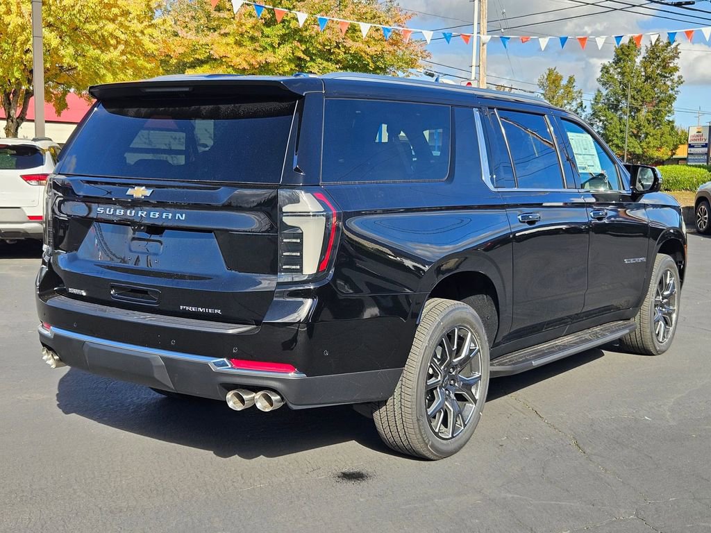 2026 Chevrolet Suburban Premier photo 4
