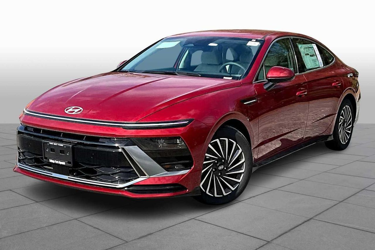 2025 Hyundai Sonata Hybrid SEL's photo