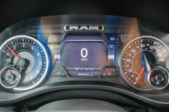 2019 Ram 1500 Laramie photo 32