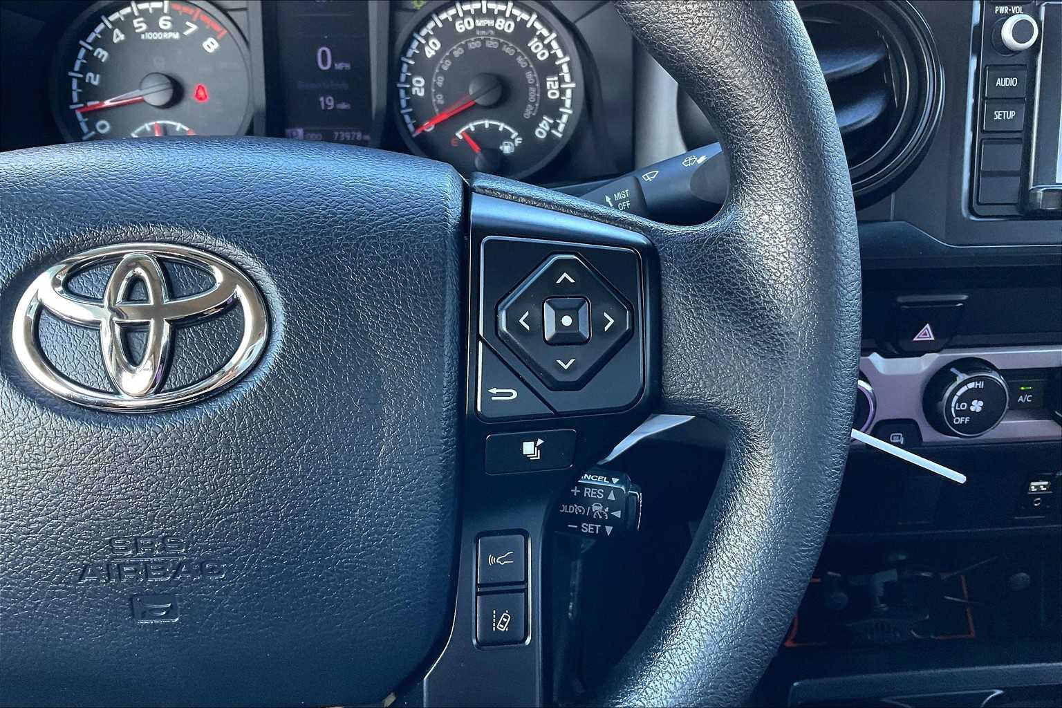 2019 Toyota Tacoma SR 4x4 Double Cab V6 photo 22
