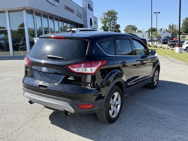 2016 Ford Escape SE photo 6