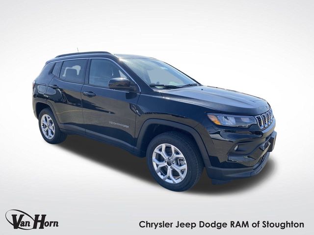2025 Jeep Compass Latitude's photo