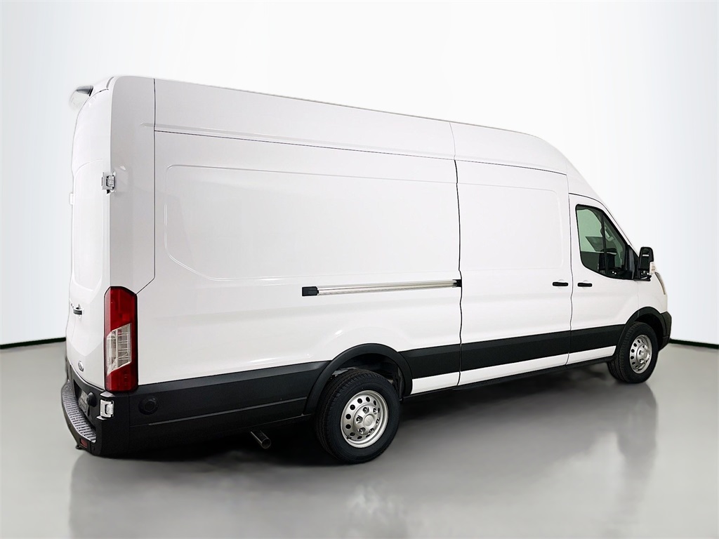 2025 Ford Transit Cargo Van photo 3