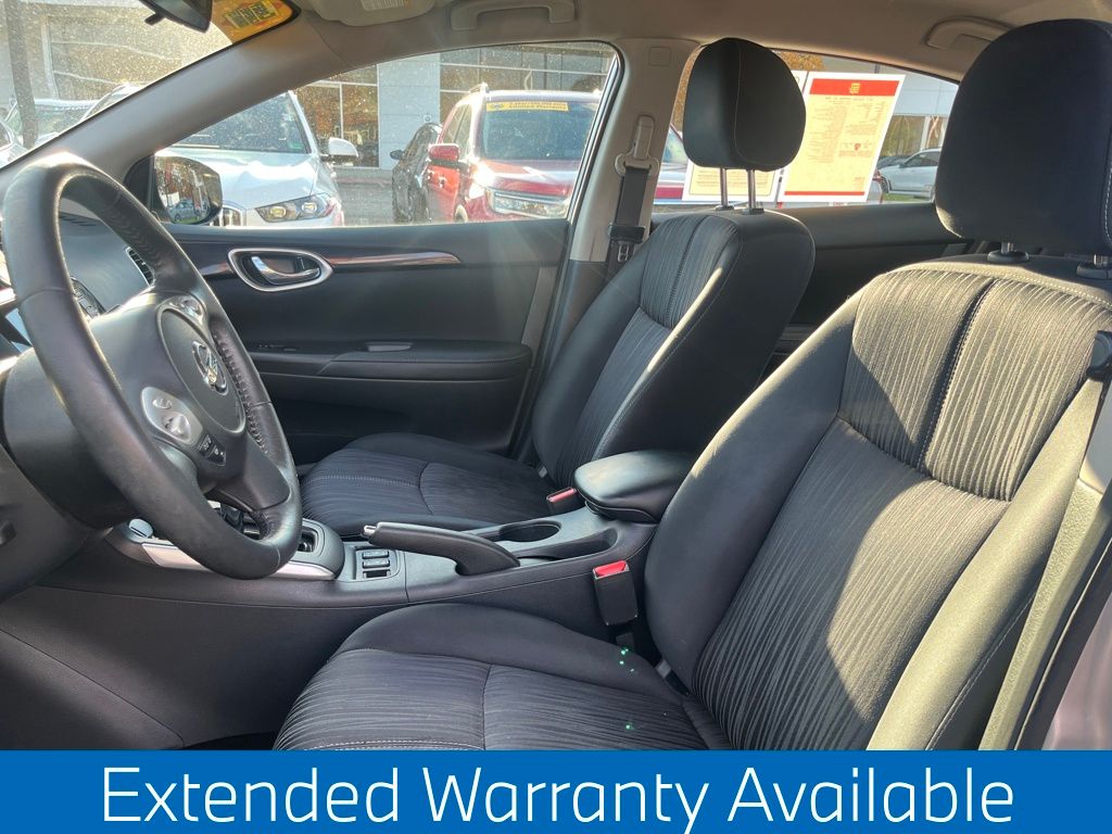 2017 Nissan Sentra SV photo 3