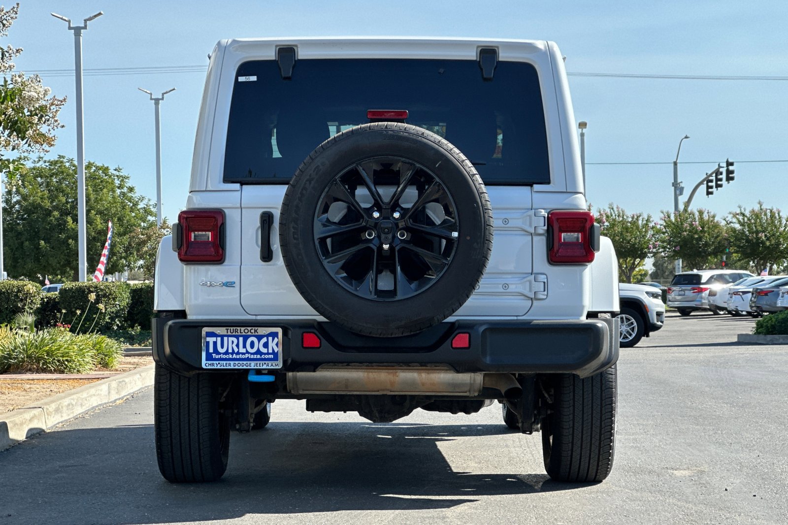 2024 Jeep Wrangler Sahara 4xe photo 5