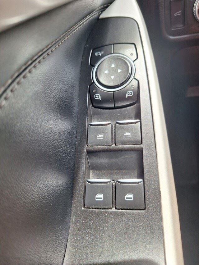 2021 Ford Explorer Limited photo 17