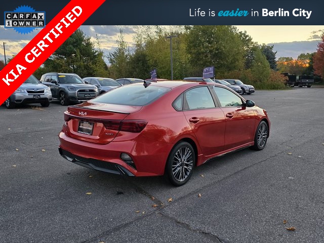 2022 Kia Forte GT-Line photo 4