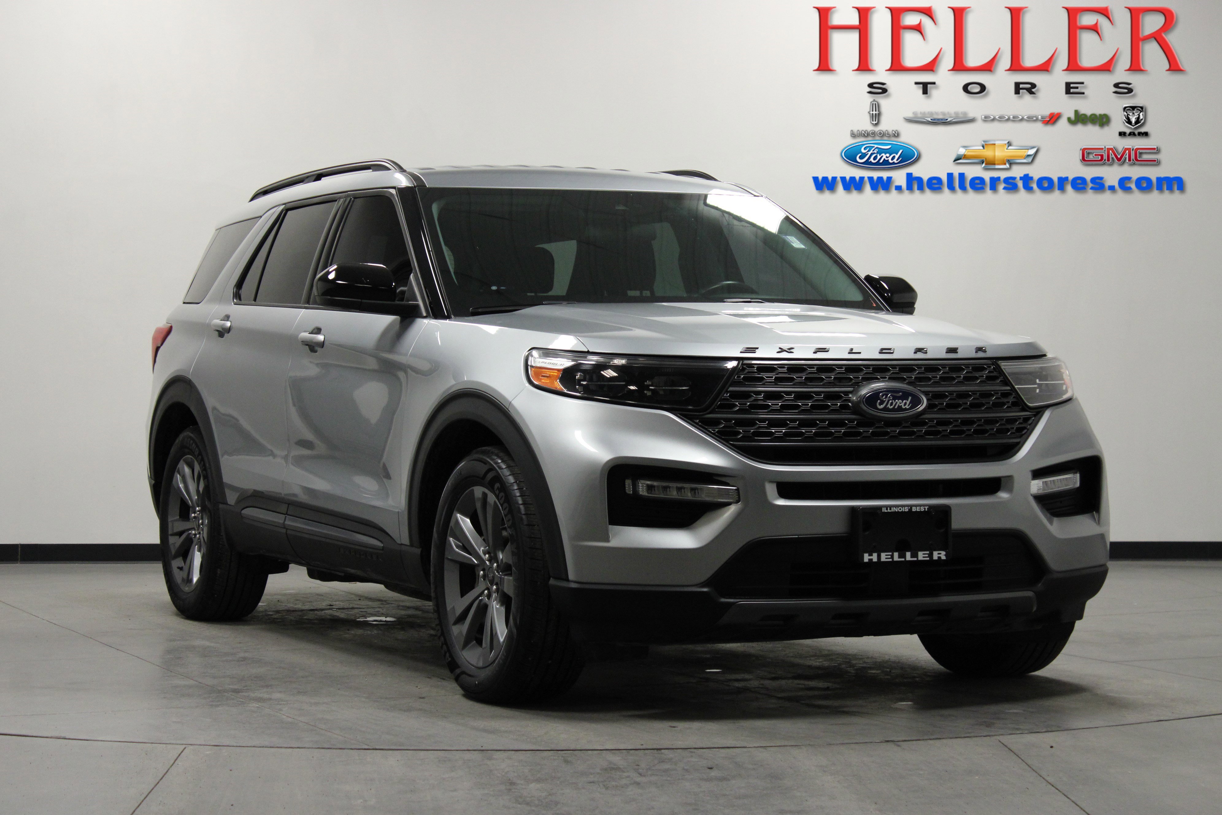 2022 Ford Explorer XLT's photo