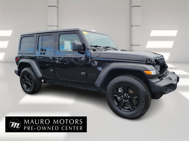 2022 Jeep Wrangler Unlimited Altitude's photo
