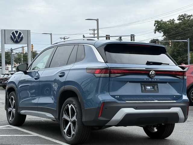 2025 Volkswagen Tiguan SE photo 3