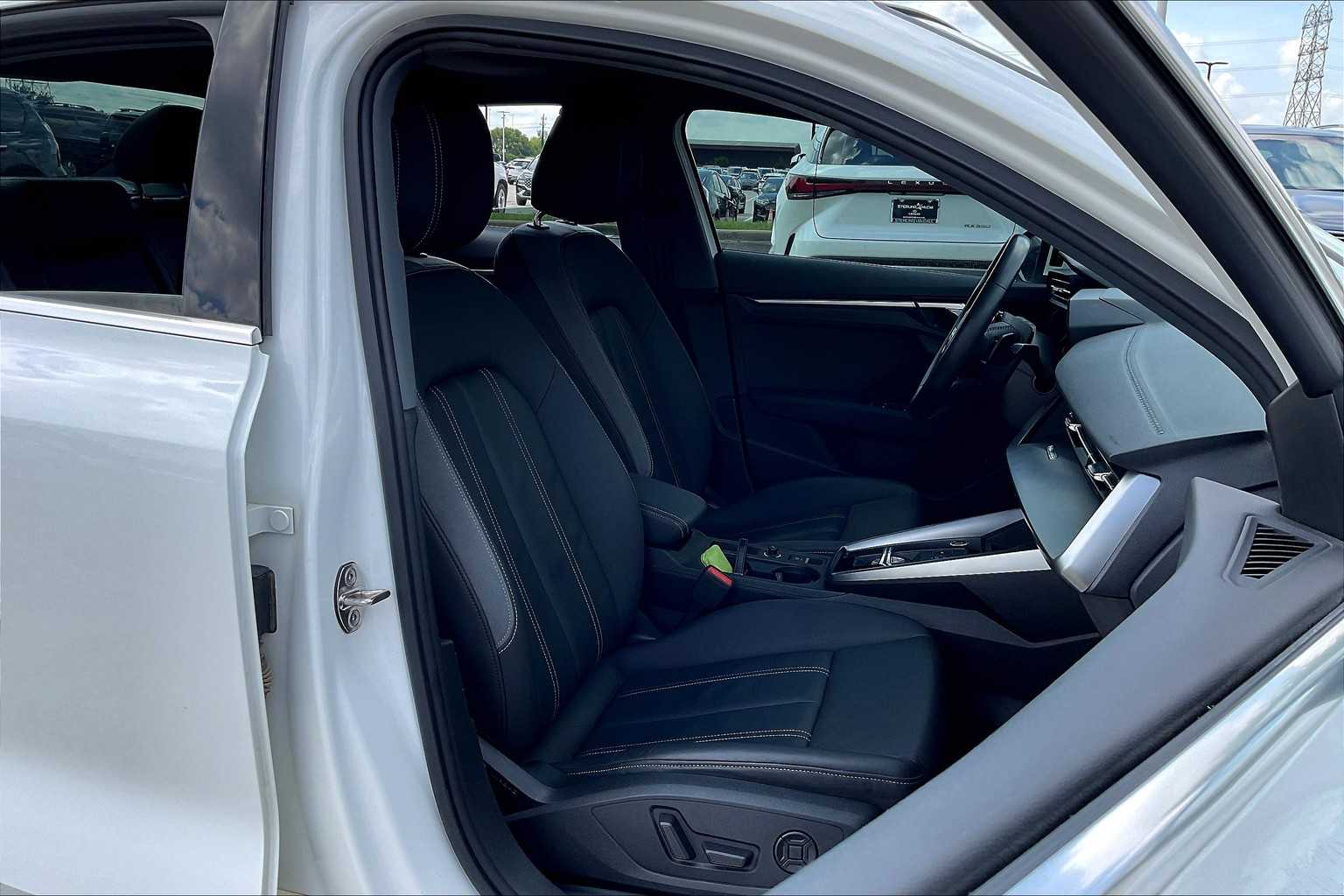 2022 Audi A3 Premium photo 7