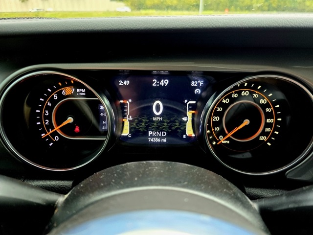 2020 Jeep Wrangler Unlimited Sahara photo 8