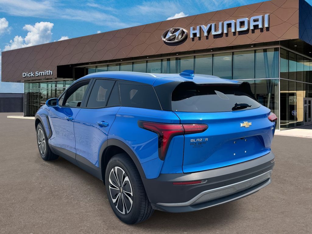 2024 Chevrolet Blazer EV photo 2