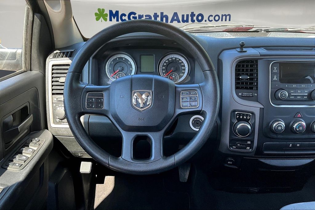 2015 Ram 1500 Tradesman photo 9