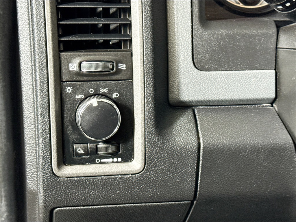 2013 Ram 1500 Tradesman photo 30