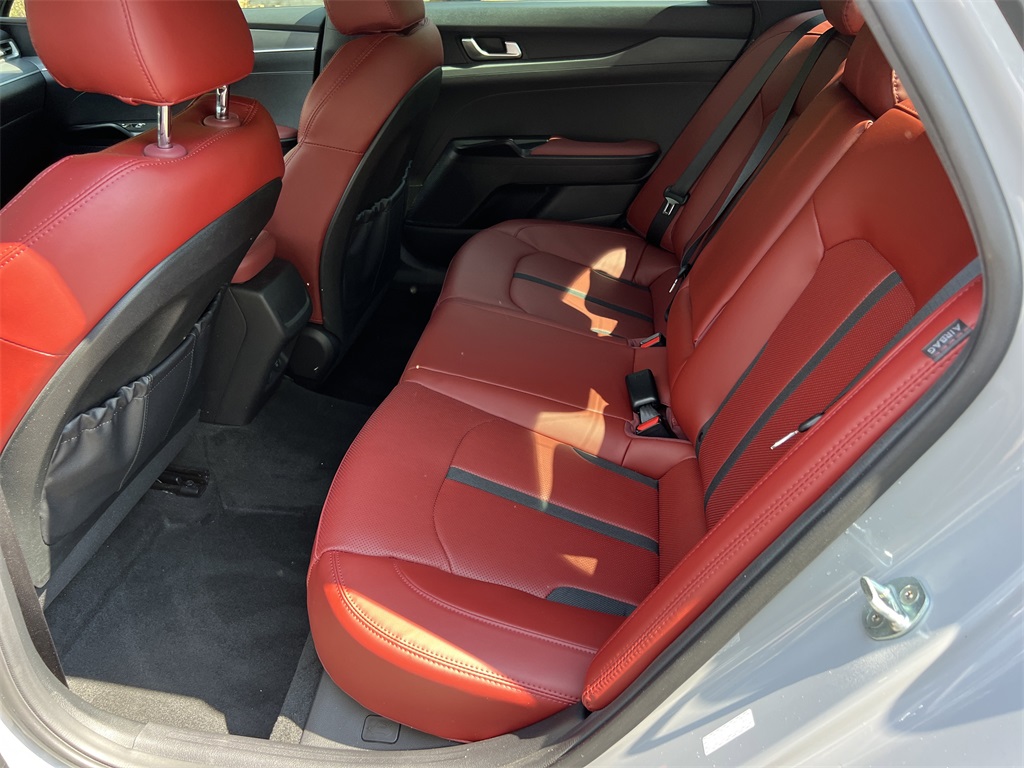 2023 Kia K5 GT-Line photo 14