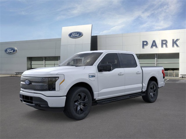 2025 Ford F-150 Lightning Flash's photo