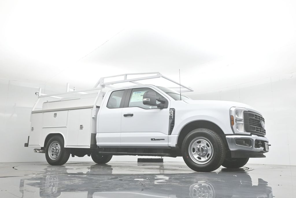 2024 Ford F-350 Super Duty XL