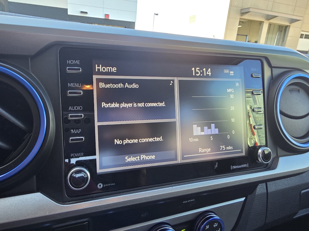 2020 Toyota Tacoma SR5 photo 21