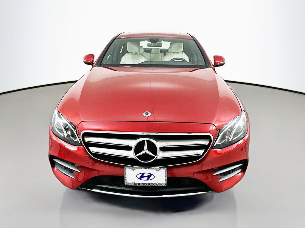 2018 Mercedes Benz E 300 photo 2