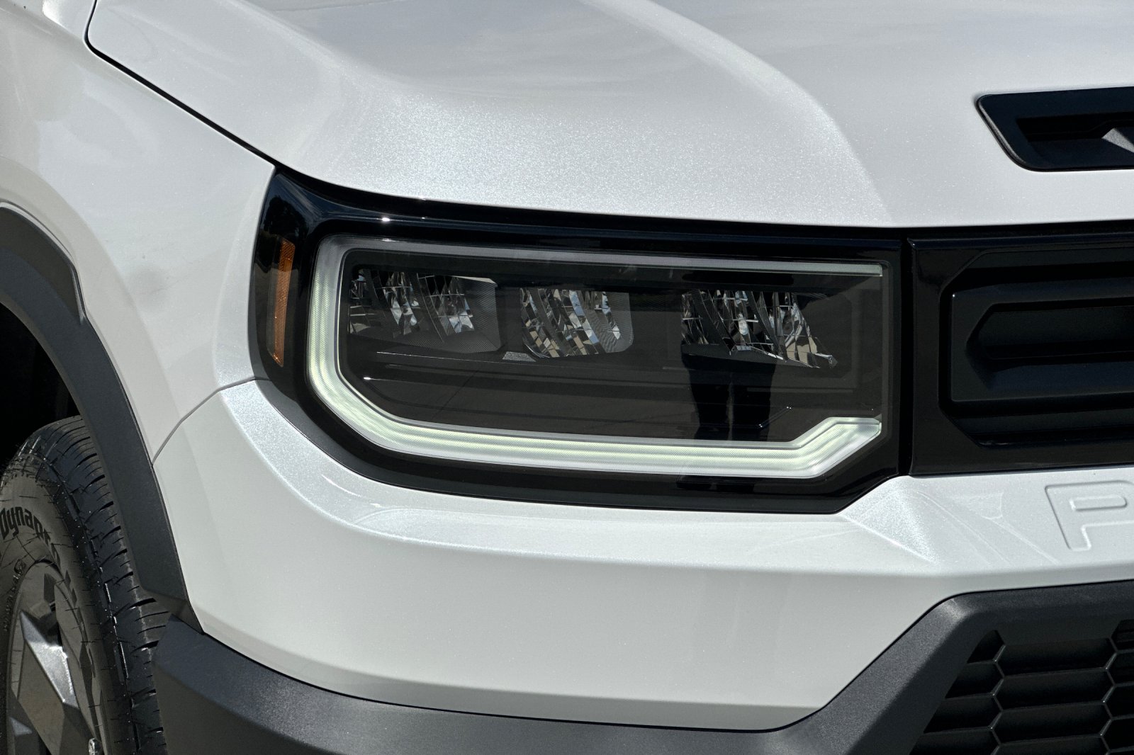 2026 Honda Passport photo 25