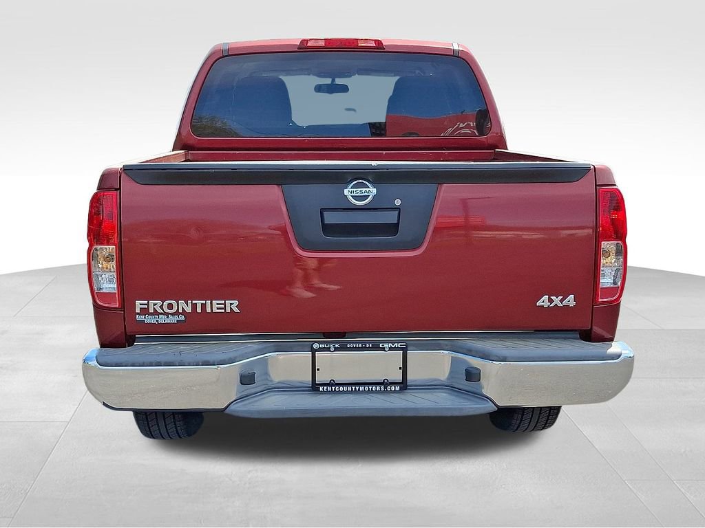 2015 Nissan Frontier S Crew Cab photo 5
