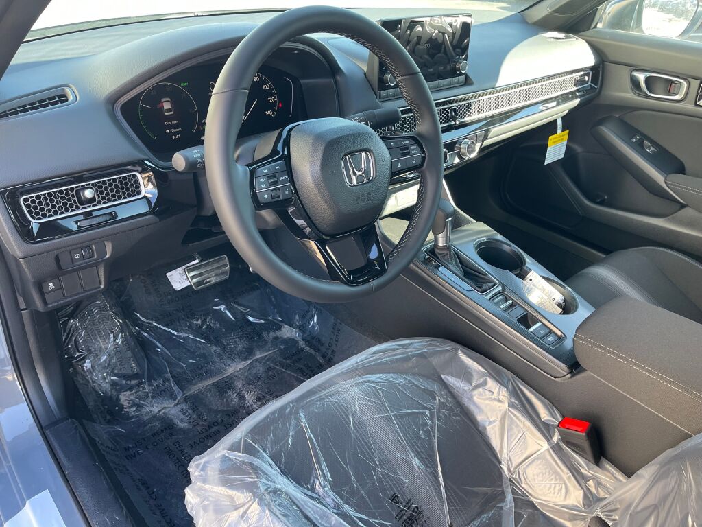 2026 Honda Civic Hybrid Sport photo 4