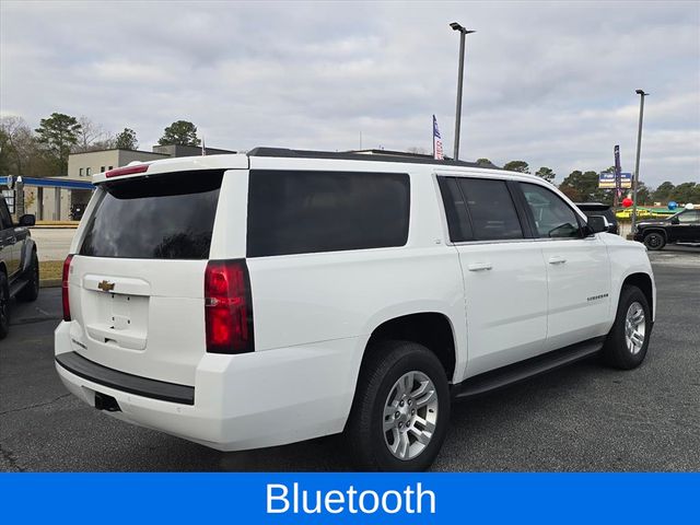 2019 Chevrolet Suburban LT photo 3